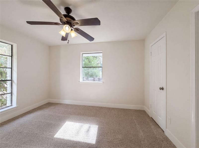 2005 N Arbor Rose Drive, Grand Prairie TX 75050 - Photo 13