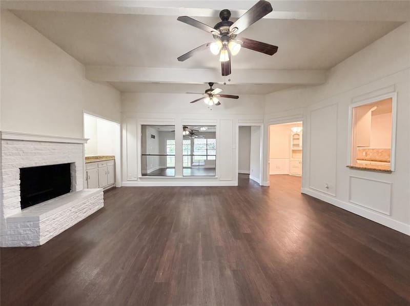 2005 N Arbor Rose Drive, Grand Prairie TX 75050 - Photo 3