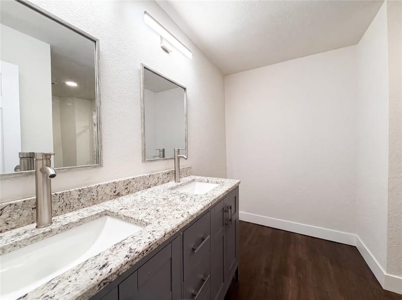 2005 N Arbor Rose Drive, Grand Prairie TX 75050 - Photo 19