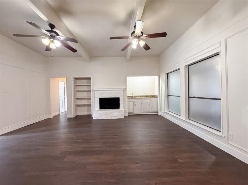 2005 N Arbor Rose Drive, Grand Prairie TX 75050 - Photo 4