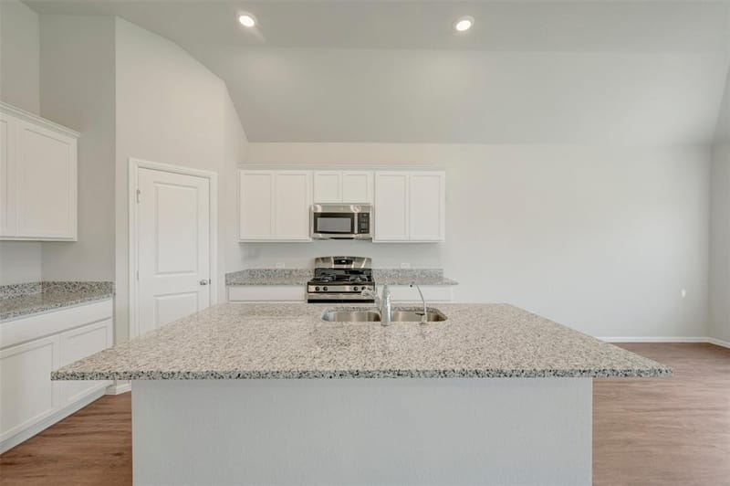 3212 Kingdom Drive, Denton TX 76208 - Photo 13