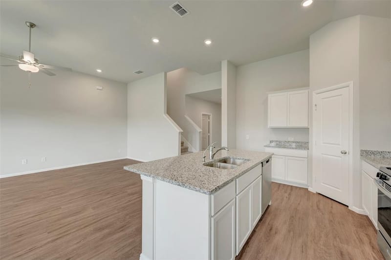 3212 Kingdom Drive, Denton TX 76208 - Photo 16