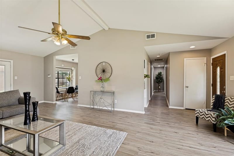 3206 Wintersmith Drive, Arlington TX 76014 - Photo 6