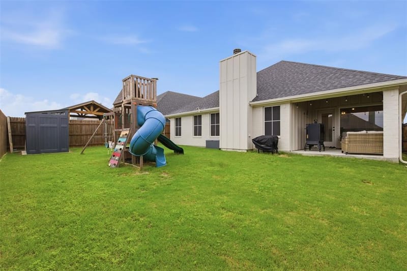 924 Rodgers Avenue, Godley TX 76044 - Photo 21