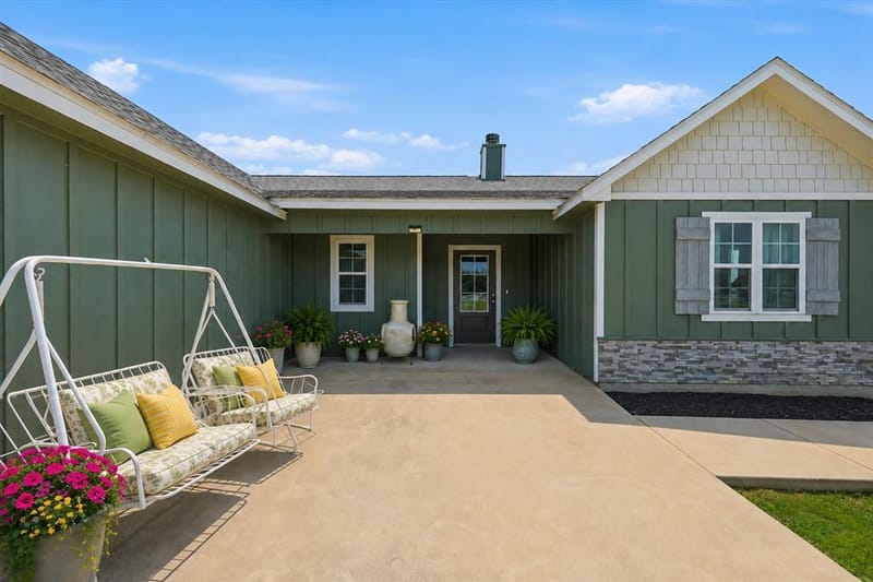 110 Highview Road, Ennis TX 75119 - Photo 6