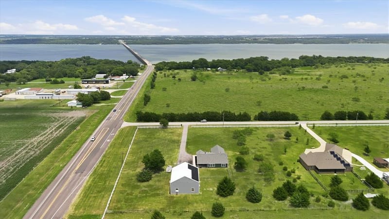 110 Highview Road, Ennis TX 75119 - Photo 34