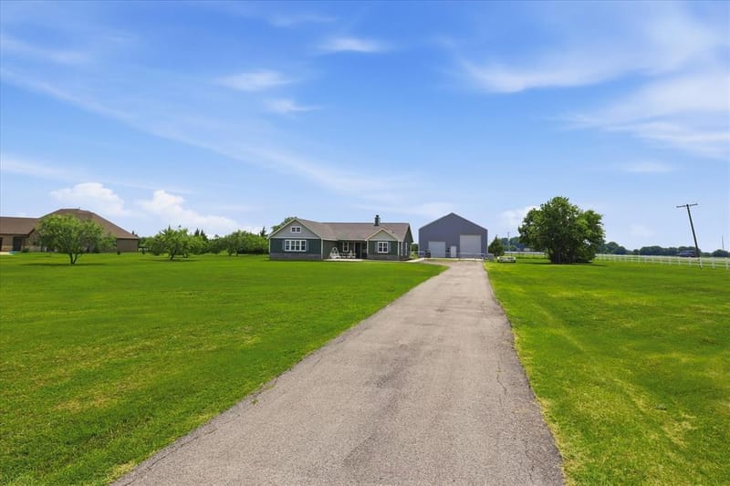 110 Highview Road, Ennis TX 75119 - Photo 38