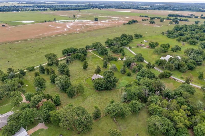 757 Private Road 192, Denison TX 75021 - Photo 30