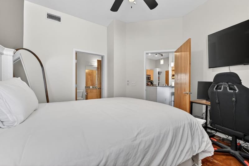 201 W Lancaster Avenue # 406, Fort Worth TX 76102 - Photo 17