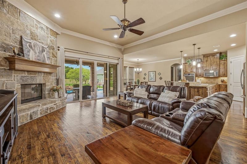 188 Bearclaw Circle, Aledo TX 76008 - Photo 13