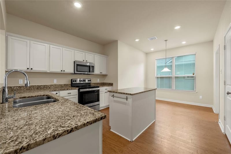 10249 Biltmore Drive, Waco TX 76708 - Photo 9