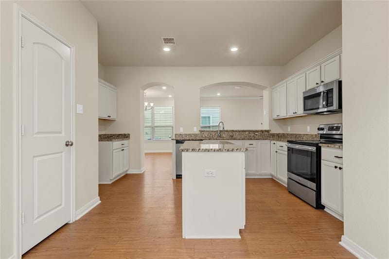 10249 Biltmore Drive, Waco TX 76708 - Photo 11
