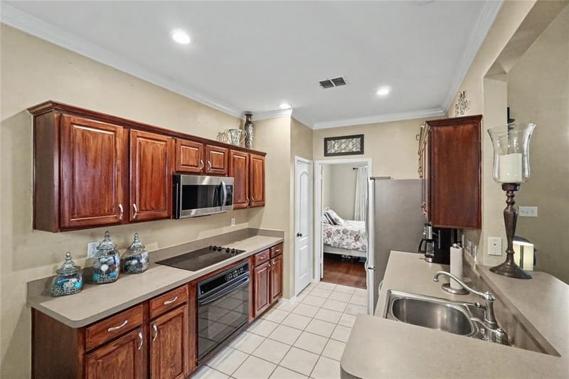519 Hawken Drive, Coppell TX 75019 - Photo 4