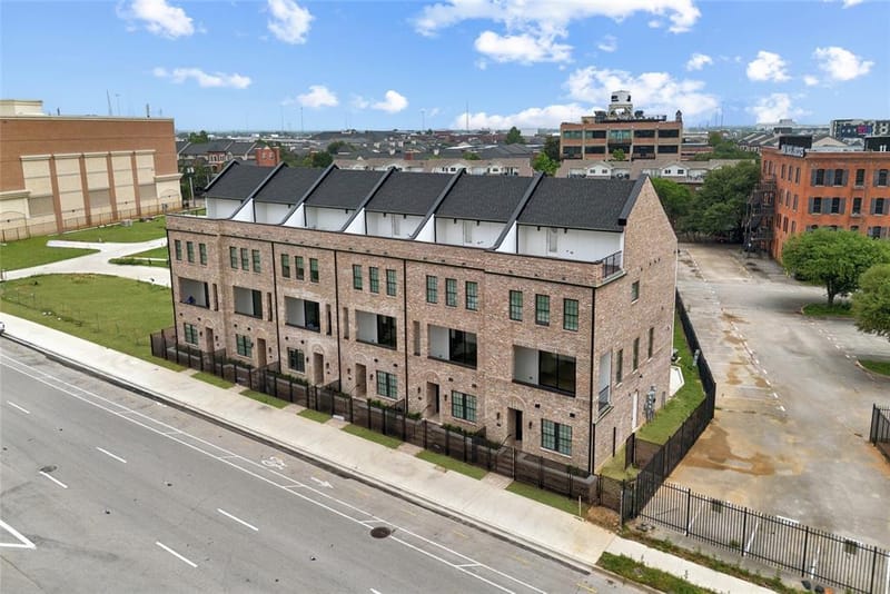 2401 Canton Street # 1003, Dallas TX 75201 - Photo 34