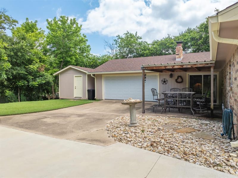 9509 Stony Point Drive, Woodway TX 76712 - Photo 26
