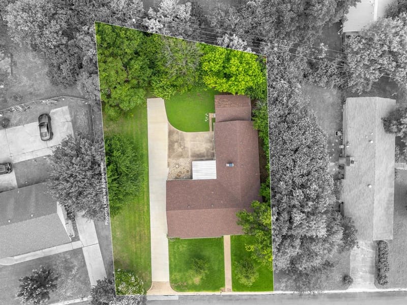 9509 Stony Point Drive, Woodway TX 76712 - Photo 32