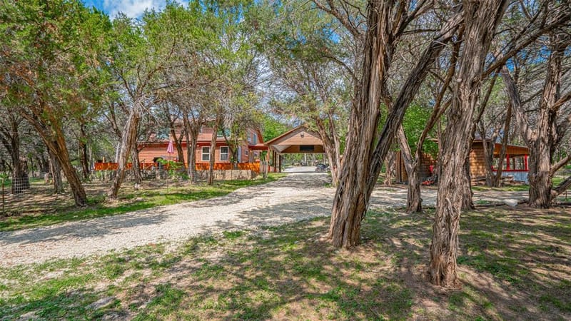 1129 County Road 306 #B, Glen Rose TX 76077 - Photo 17