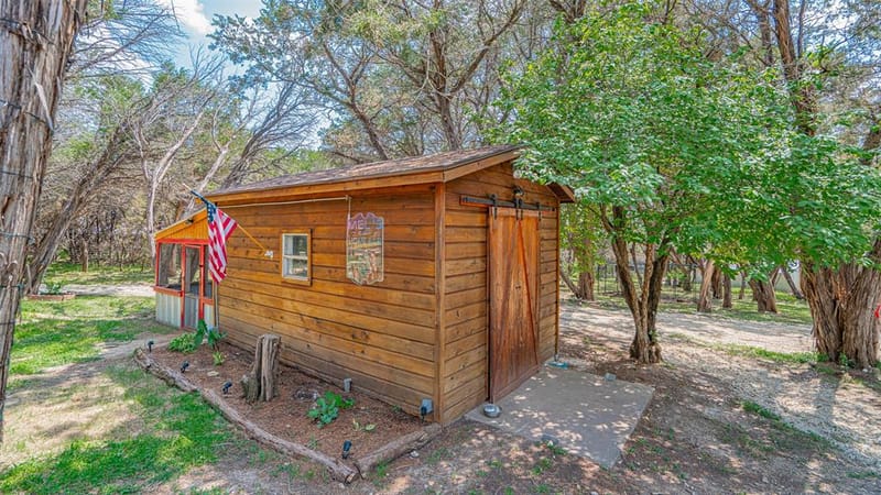 1129 County Road 306 #B, Glen Rose TX 76077 - Photo 16