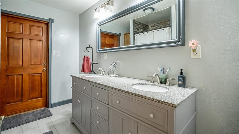 1129 County Road 306 #B, Glen Rose TX 76077 - Photo 38
