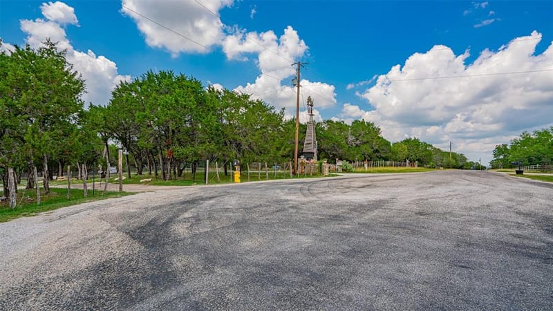 1129 County Road 306 #B, Glen Rose TX 76077 - Photo 25