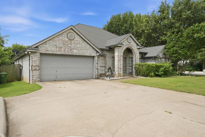 7600 Chapman Drive, North Richland Hills TX 76182 - Photo 2