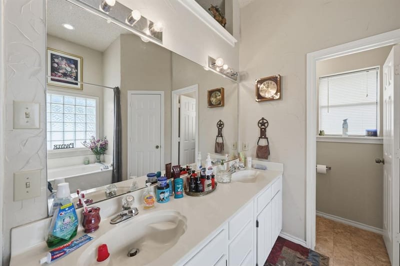 7600 Chapman Drive, North Richland Hills TX 76182 - Photo 18