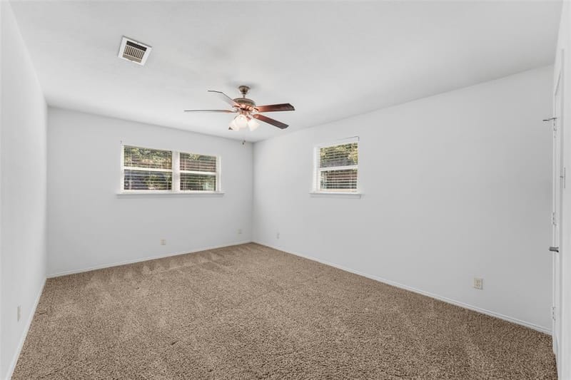 1404 Creekford Drive, Arlington TX 76012 - Photo 28