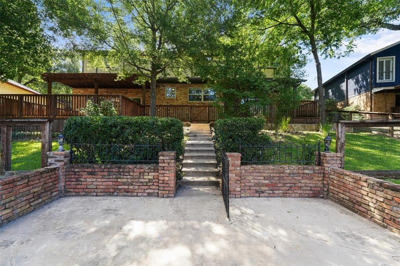1404 Creekford Drive, Arlington TX 76012 - Photo 34