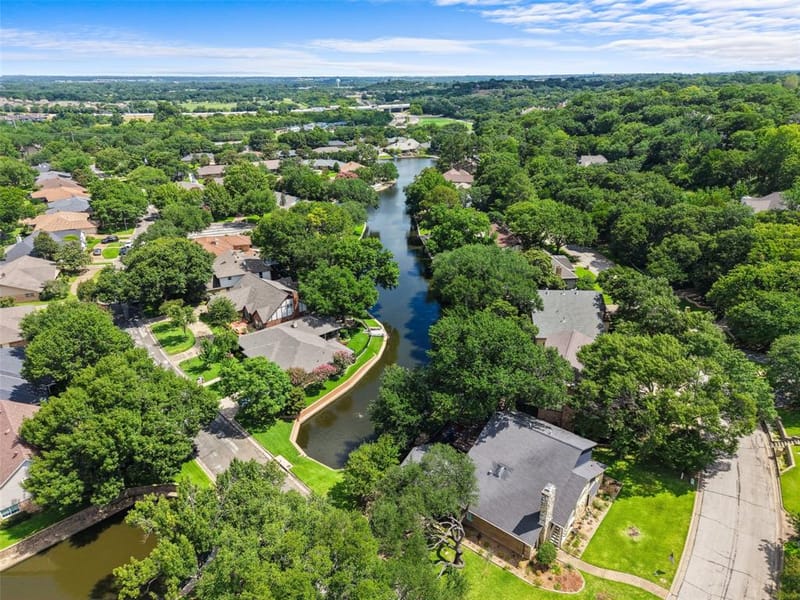 1404 Creekford Drive, Arlington TX 76012 - Photo 37