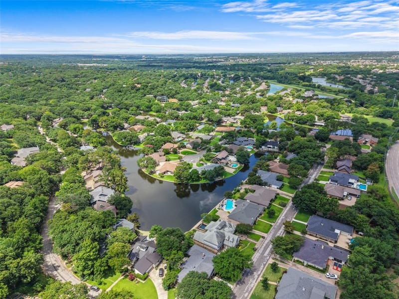 1404 Creekford Drive, Arlington TX 76012 - Photo 39