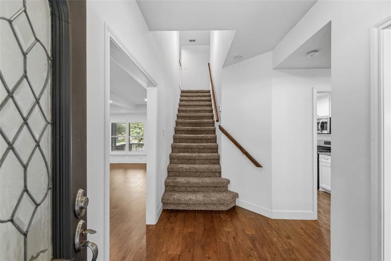 1404 Creekford Drive, Arlington TX 76012 - Photo 29