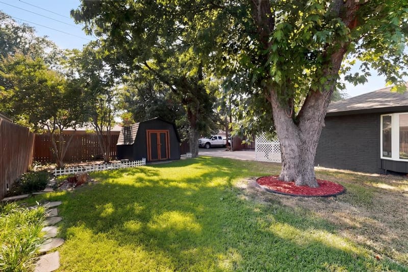 3045 Lockmoor Lane, Dallas TX 75220 - Photo 34