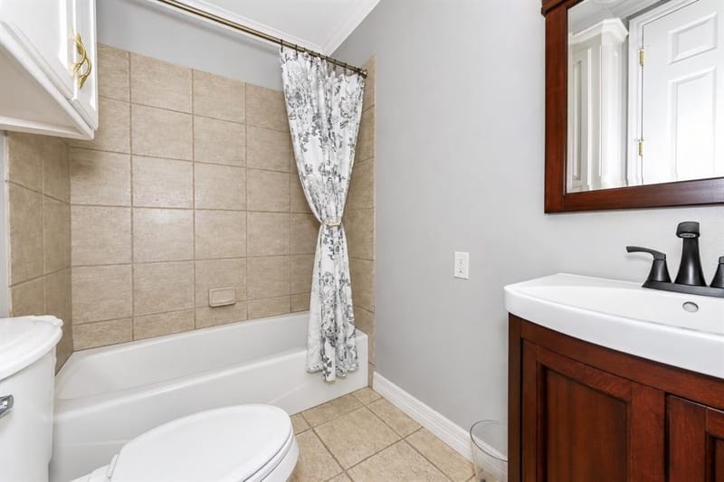 5974 River Bend Drive, Benbrook TX 76132 - Photo 10