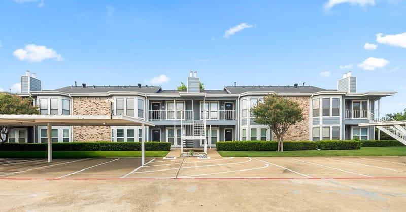 630 W Canty Street # B3, Dallas TX 75208 - Photo 2