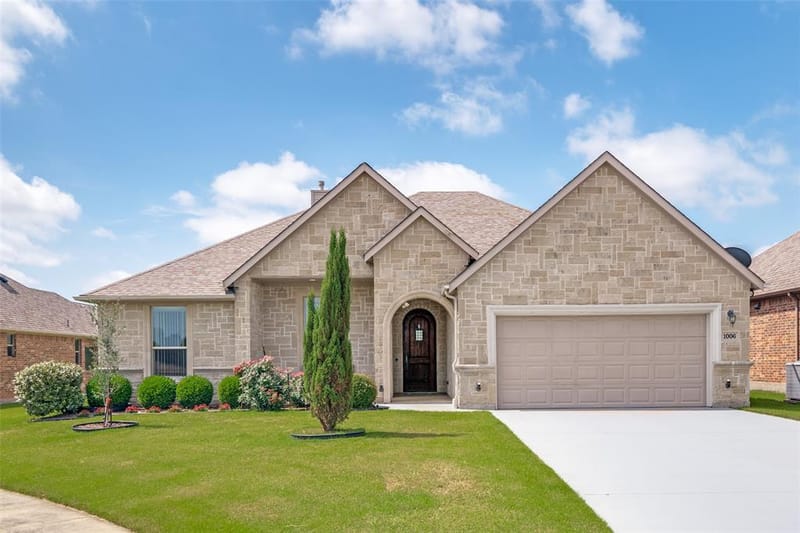 1006 Saint Jude Court, Royse City TX 75189 - Photo 2