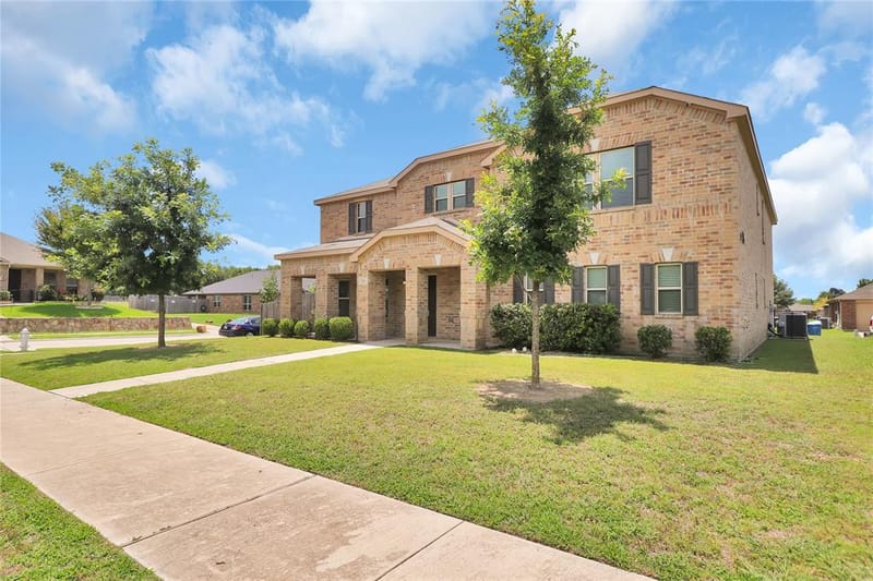 728 Snapdragon Lane, DeSoto TX 75115 - Photo 3