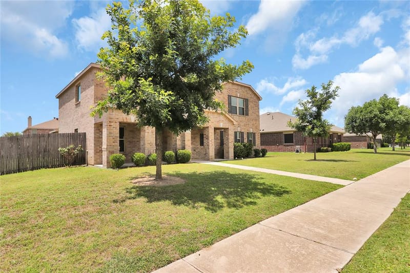 728 Snapdragon Lane, DeSoto TX 75115 - Photo 4