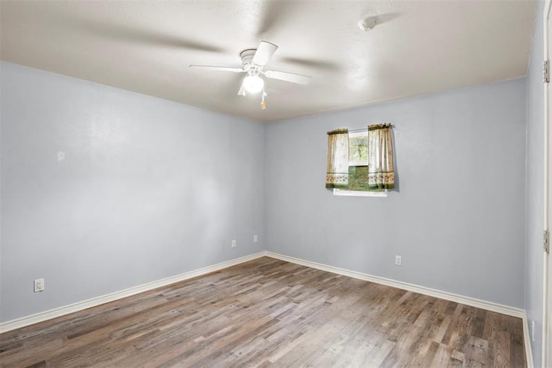521 Hilltop Drive, Tool TX 75143 - Photo 15