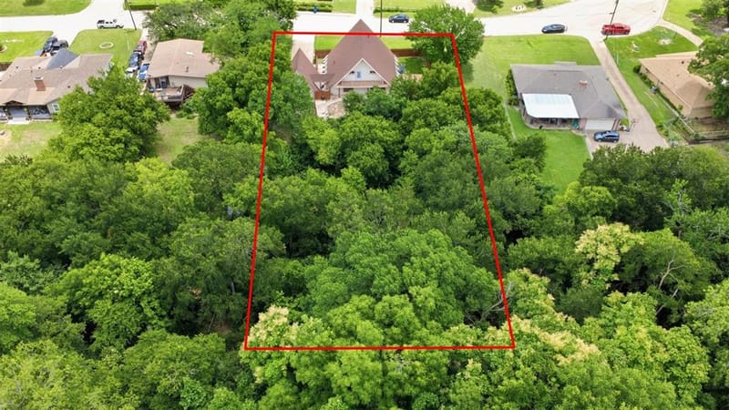 205 Roaring Springs Drive, DeSoto TX 75115 - Photo 21