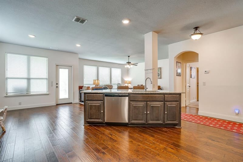 4145 Sweet Clover Lane, Fort Worth TX 76036 - Photo 5