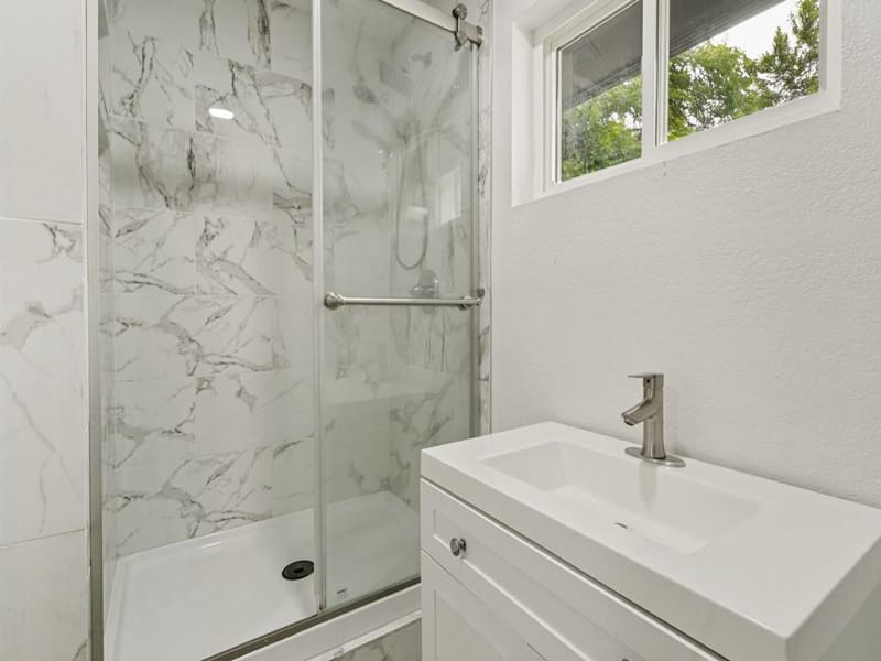429 Harmon Road, Hurst TX 76053 - Photo 13