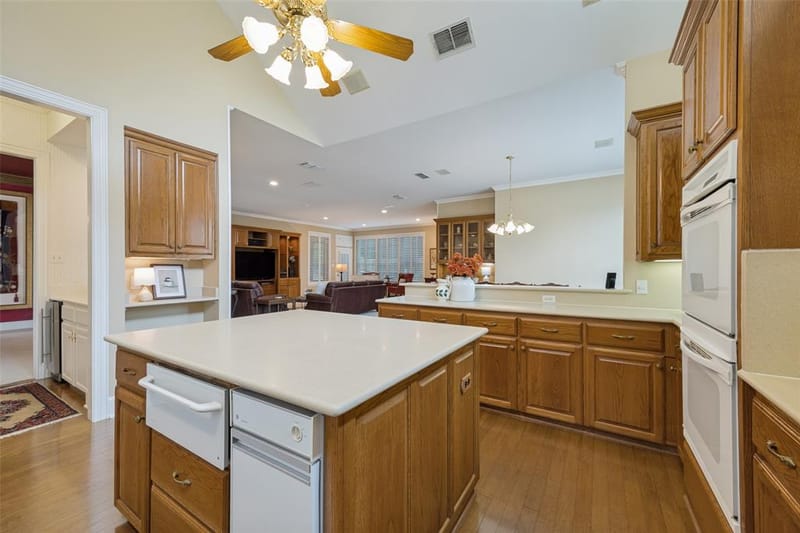6404 Creekside Drive, Greenville TX 75402 - Photo 13