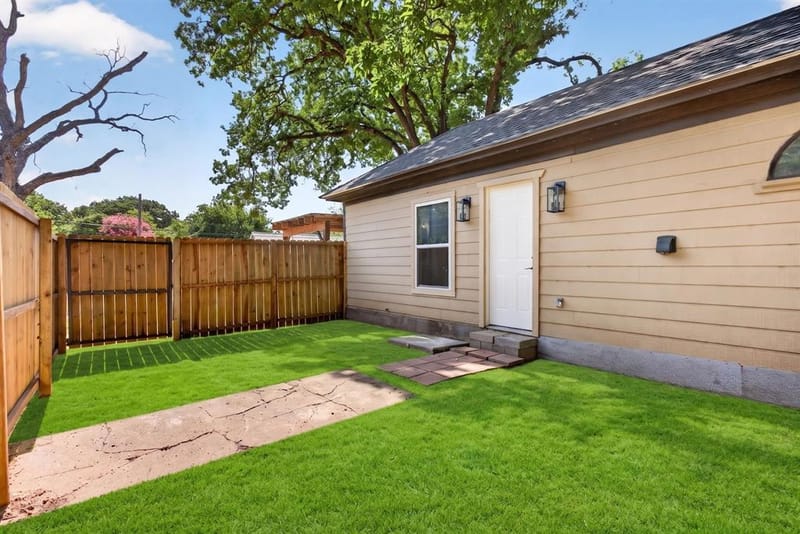702 W Spring Street, Weatherford TX 76086 - Photo 38