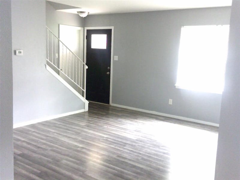 4509 Burke Road, Fort Worth TX 76119 - Photo 7