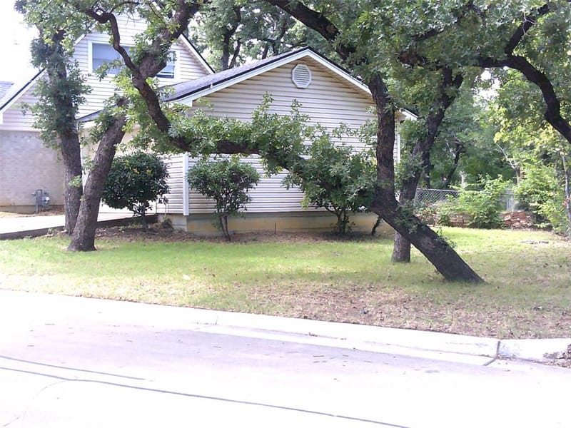 4509 Burke Road, Fort Worth TX 76119 - Photo 4