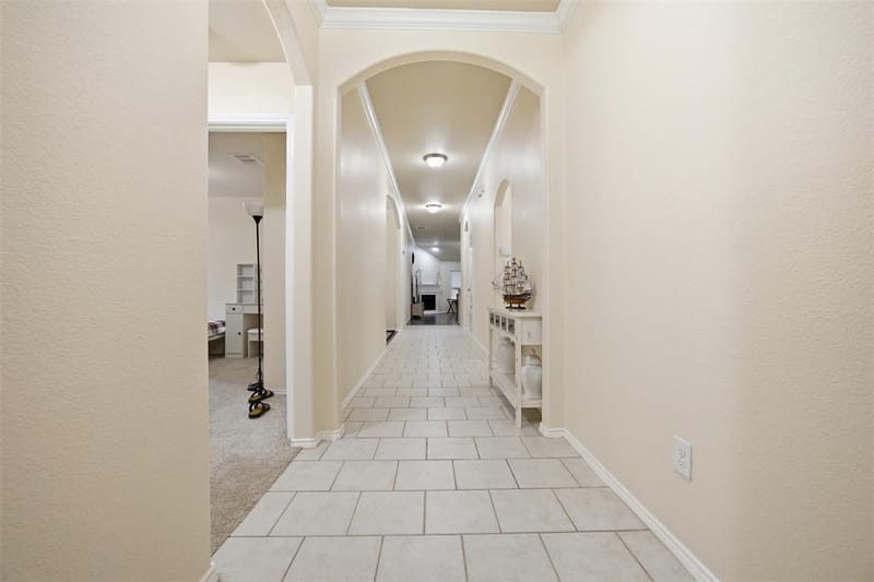11800 Hamptonbrook Drive, McKinney TX 75071 - Photo 3