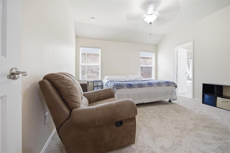 11800 Hamptonbrook Drive, McKinney TX 75071 - Photo 19