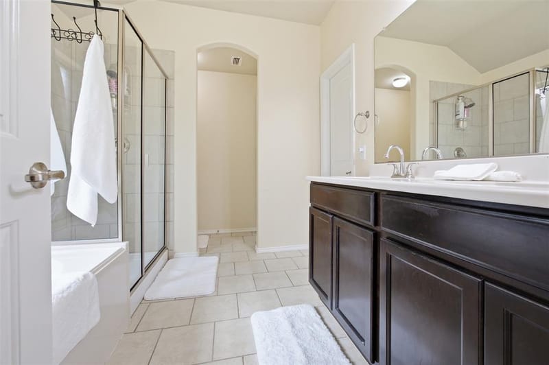 11800 Hamptonbrook Drive, McKinney TX 75071 - Photo 21