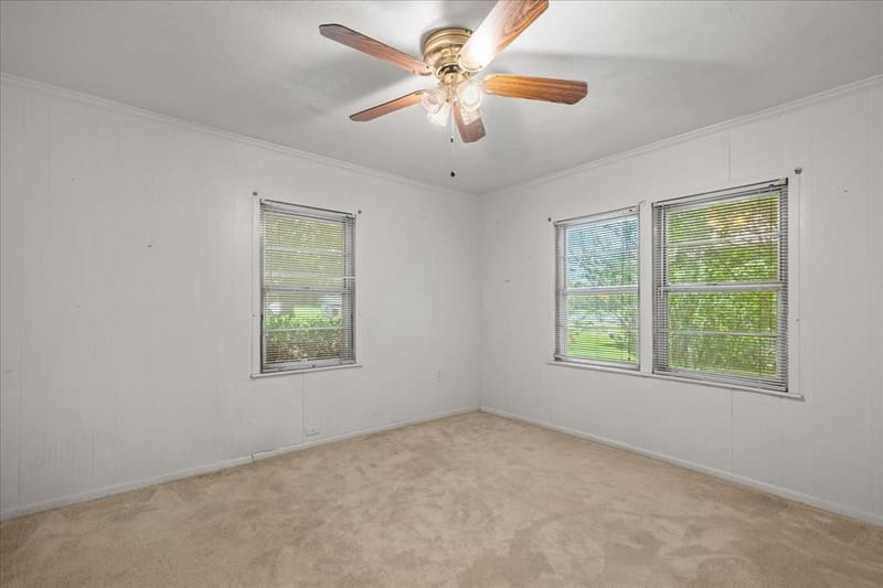706 S Santa Fe Street, Wolfe City TX 75496 - Photo 13
