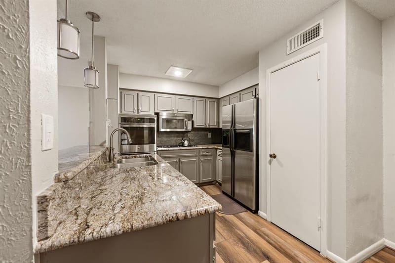 8709 Forest Green Drive, Dallas TX 75243 - Photo 16